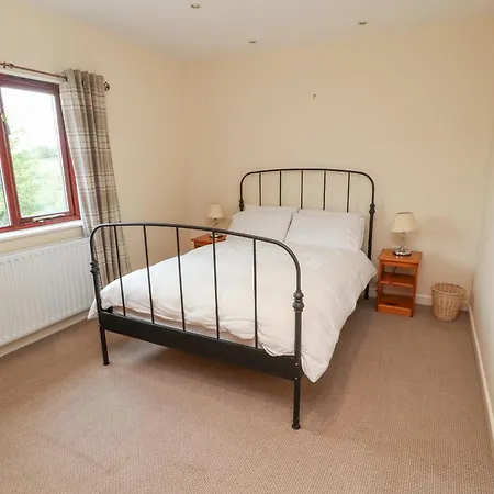 8 Keekle Mews Cleator Moor