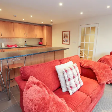 8 Keekle Mews Holiday home *